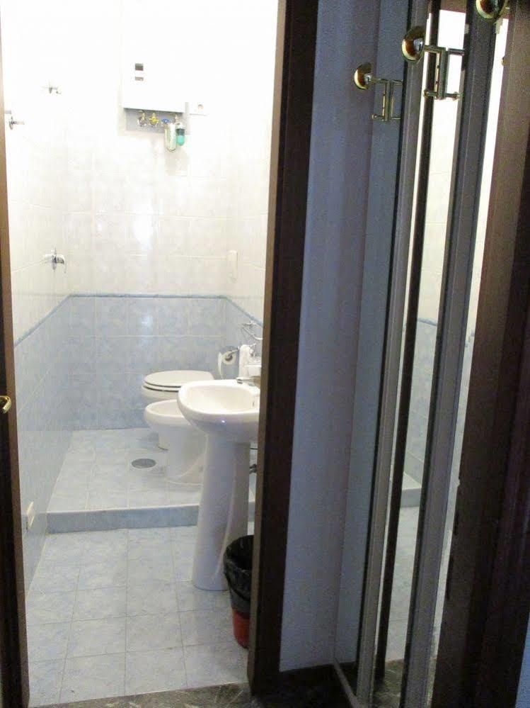 Maxim Rooms روما المظهر الخارجي الصورة
