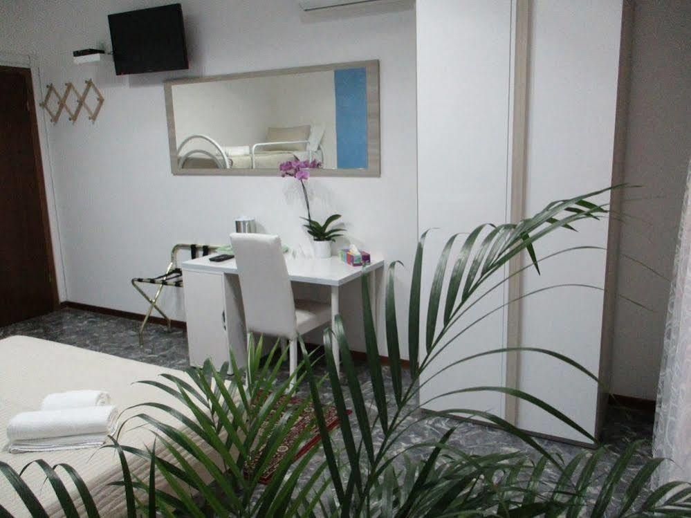 Maxim Rooms روما المظهر الخارجي الصورة